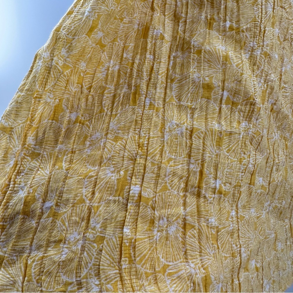 Forever 21 Yellow & White Shell-Print A-Line Dress – Size M - Picture 4 of 6